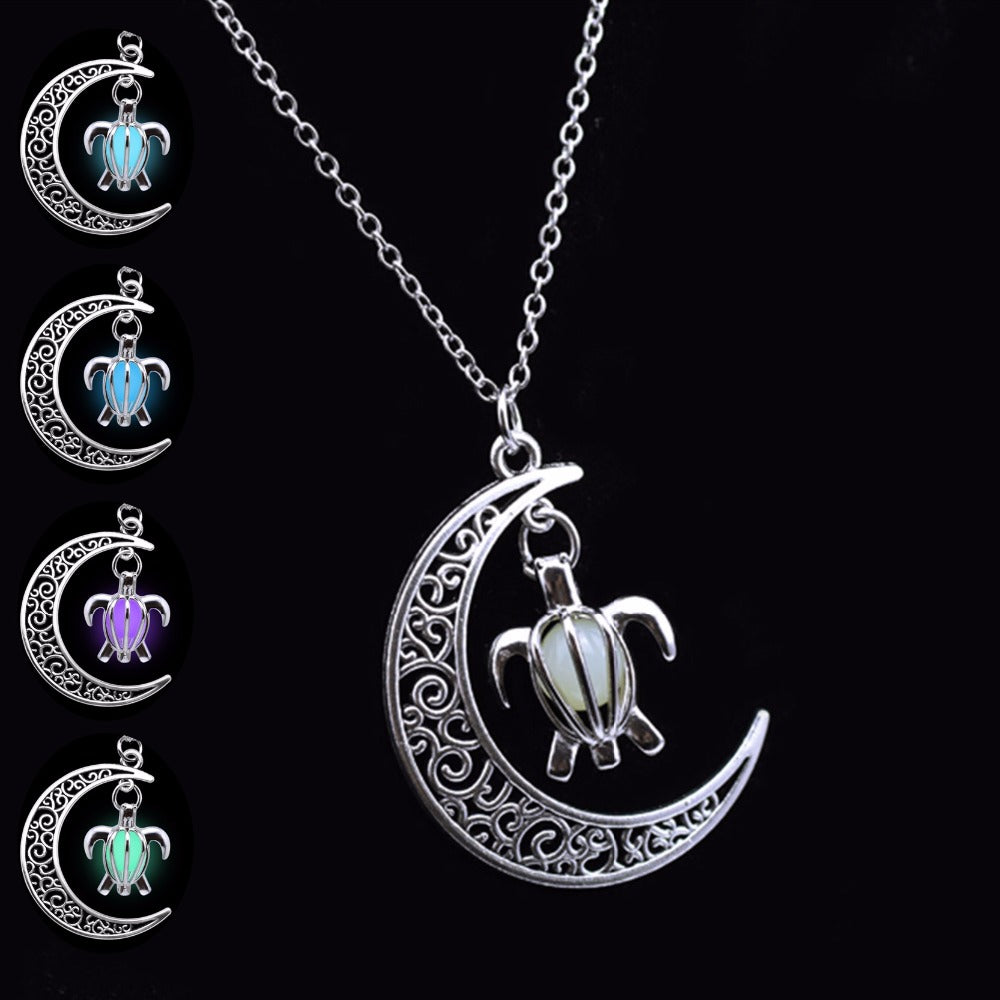 Shelly & Moon - Glow in the Dark Pendant